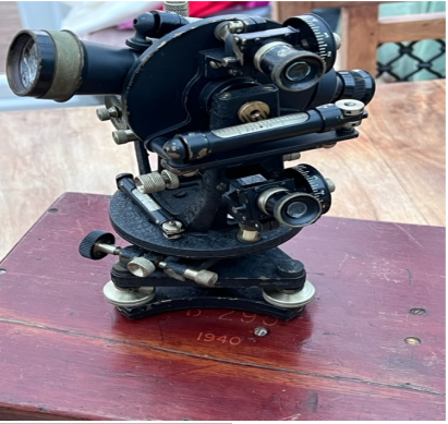 ER Watts & Son 1940 War issue Theodolite